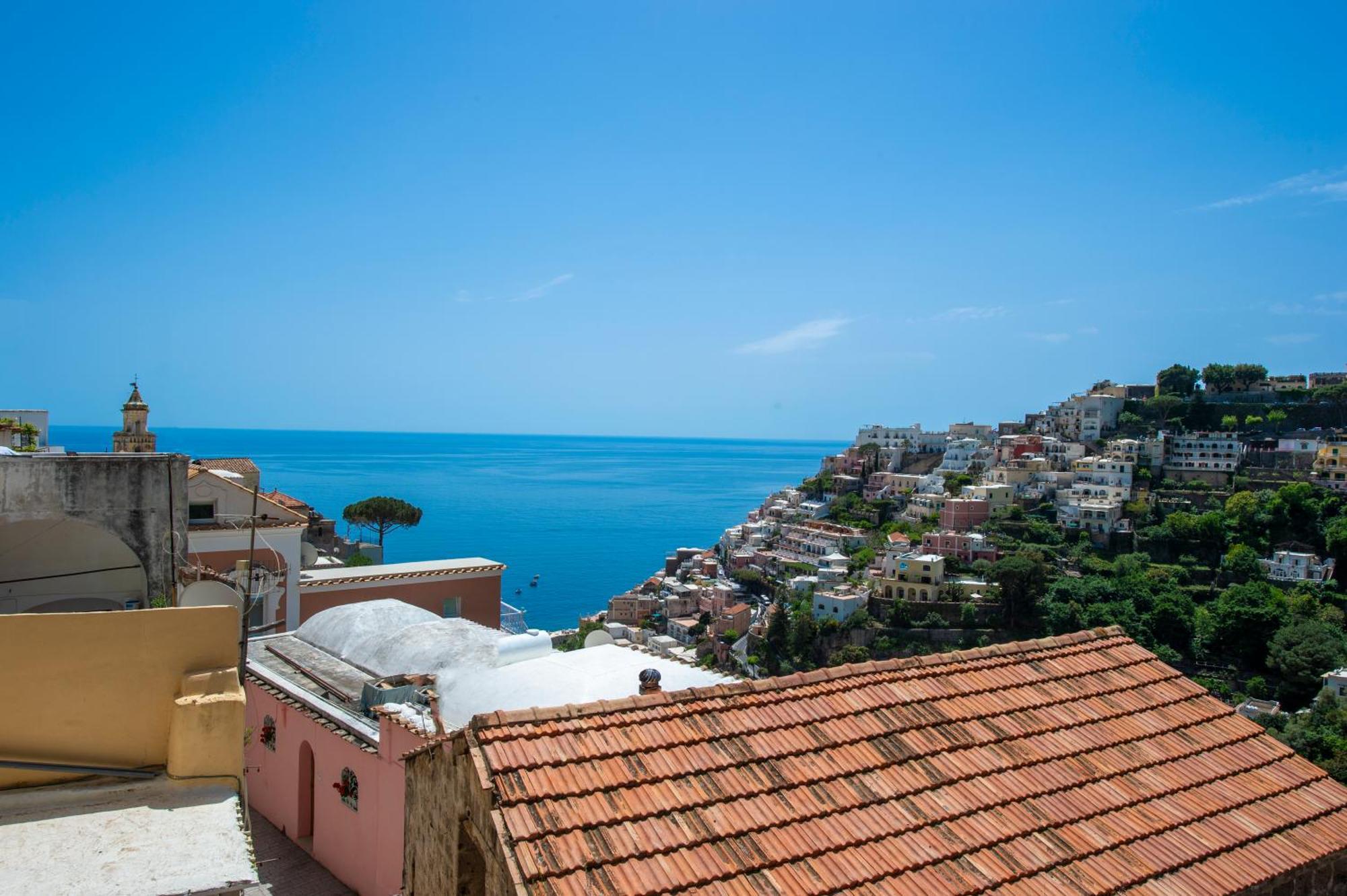 AMORE RENTALS - Casa Barbera A Positano Luaran gambar