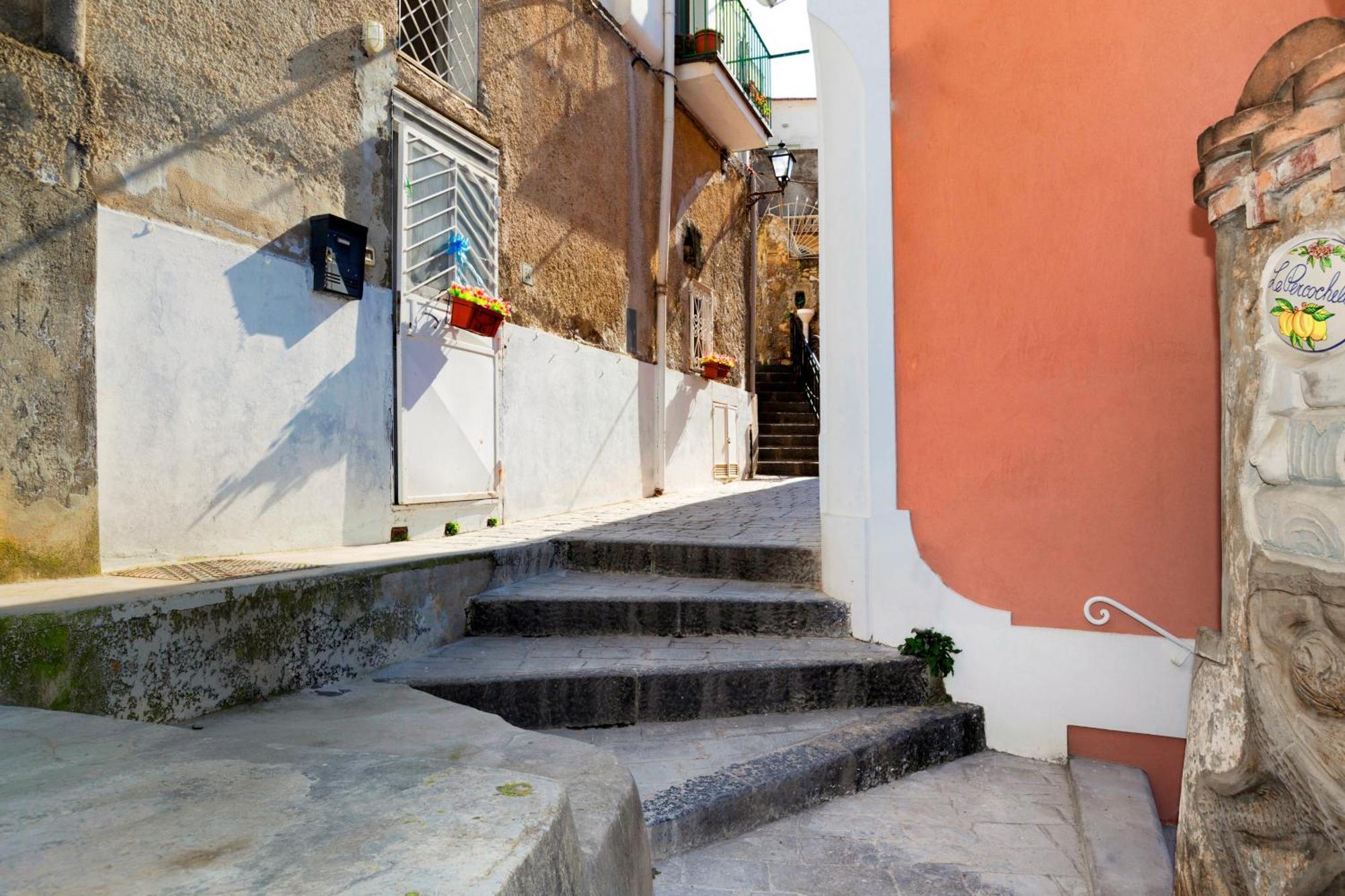 AMORE RENTALS - Casa Barbera A Positano Luaran gambar